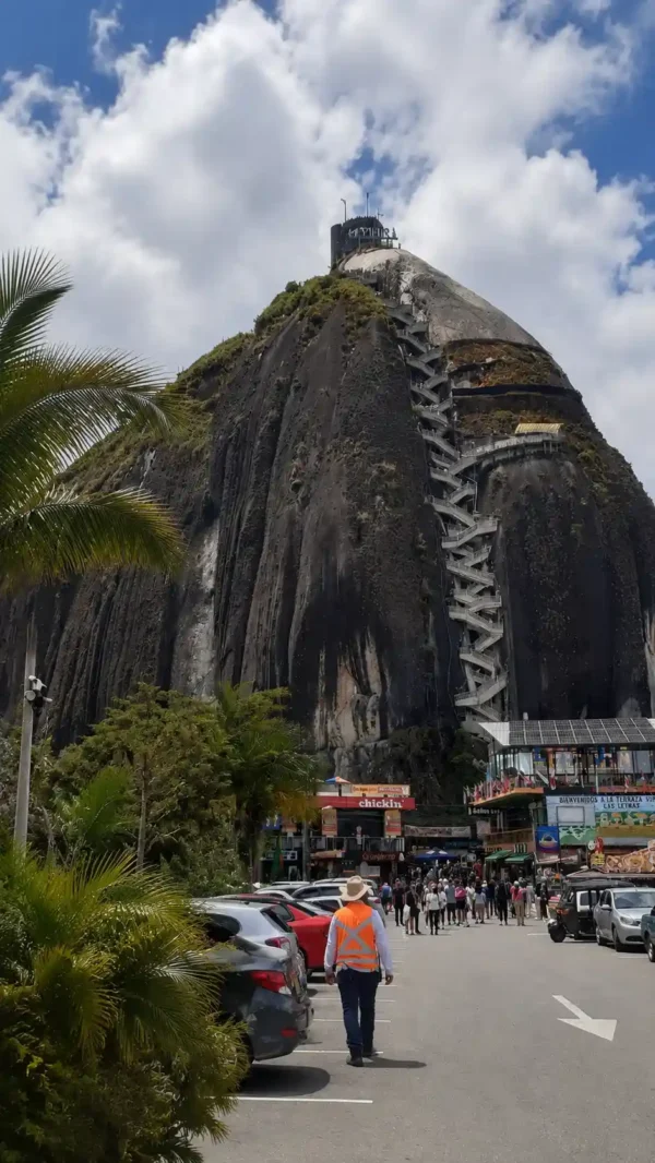 guatape piedra del peñon - colombia memories
